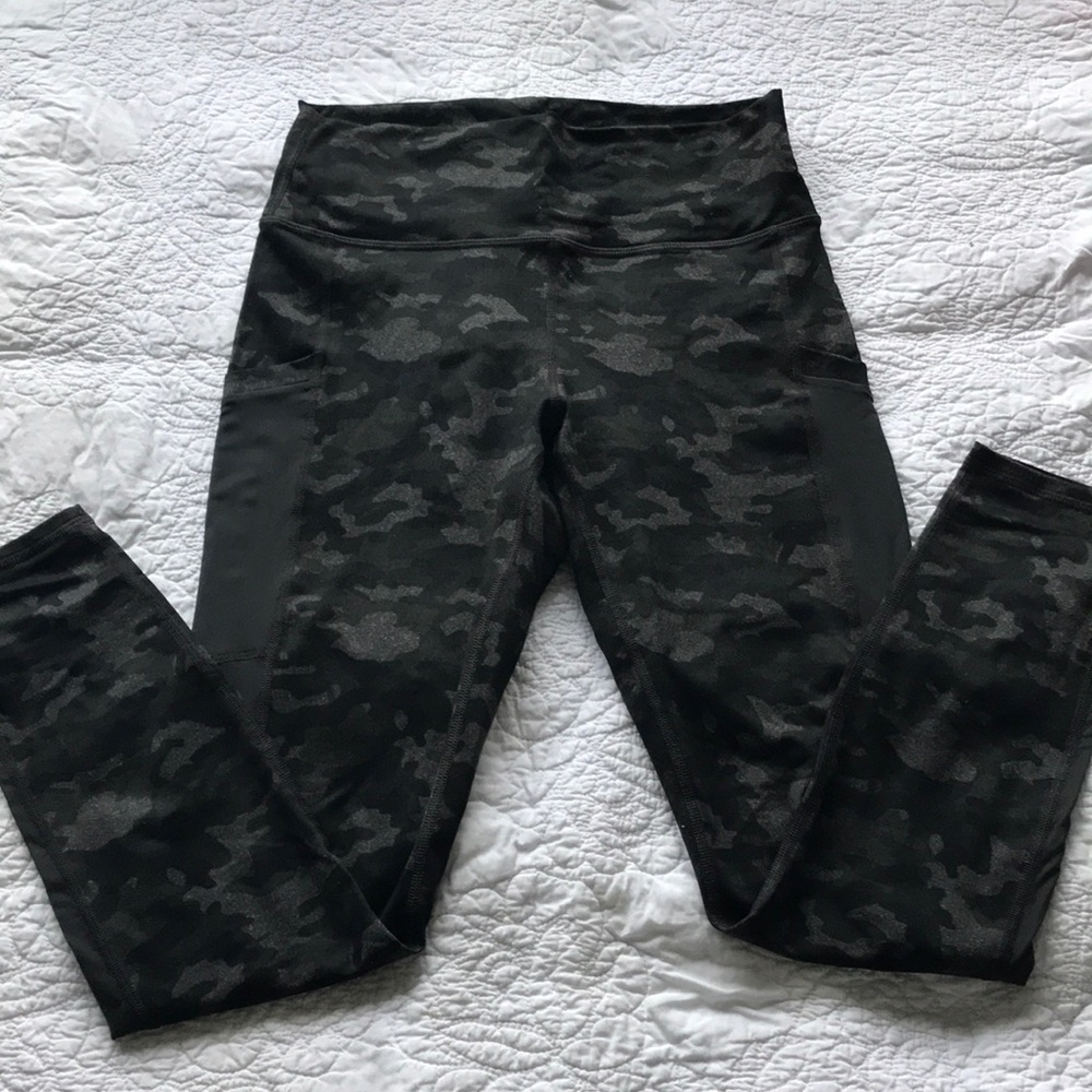 Camo Fabletics Leggings